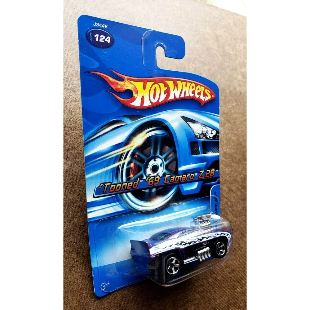 Hot Wheels TOONED '69 CAMARO Z28 Metalflake Purple 124 1:64 K-Mart Exclusive 5SP